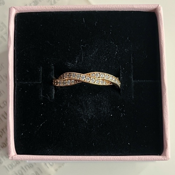 Pandora Rose Sparkling Twisted Lines Ring Size 6 (EU 52) NWT - Picture 2 of 6